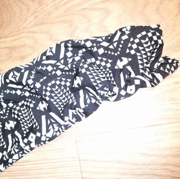 Pants - Picture 2 of 7